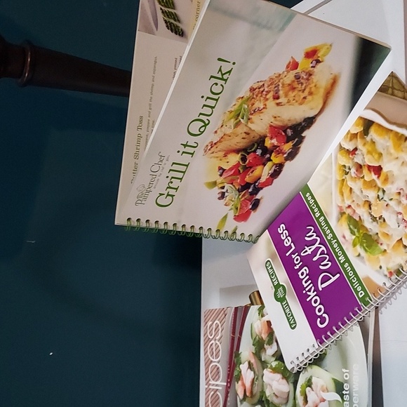 Cook books - Picture 1 of 6